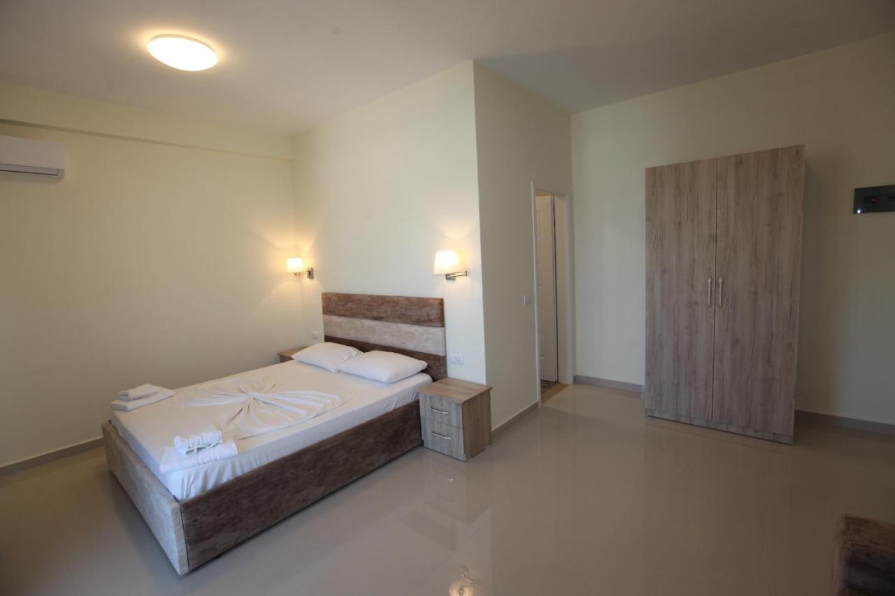 Hotel Golden Ksamil Kültér fotó