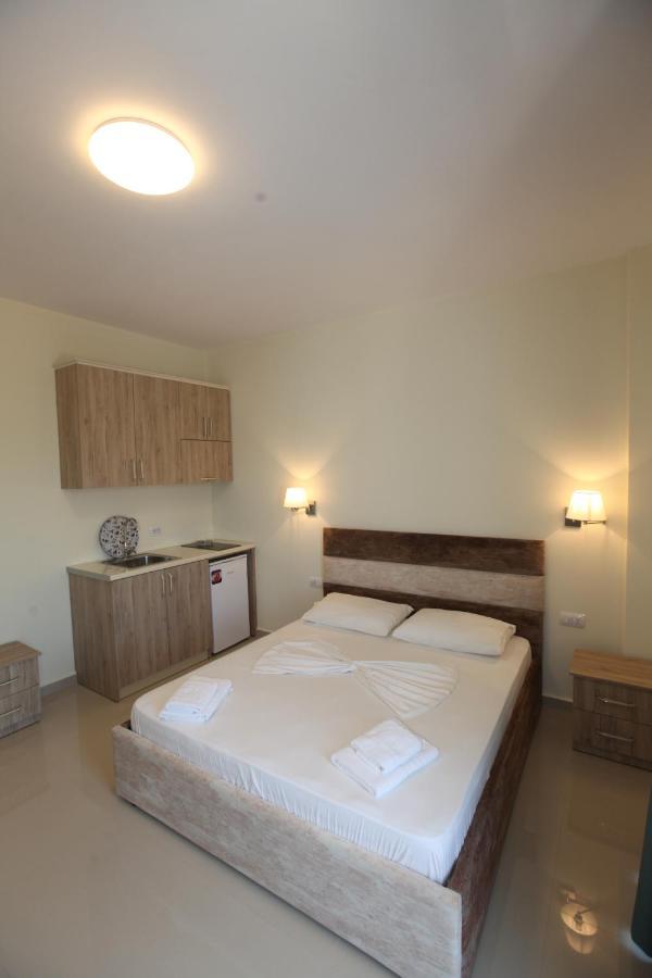 Hotel Golden Ksamil Kültér fotó